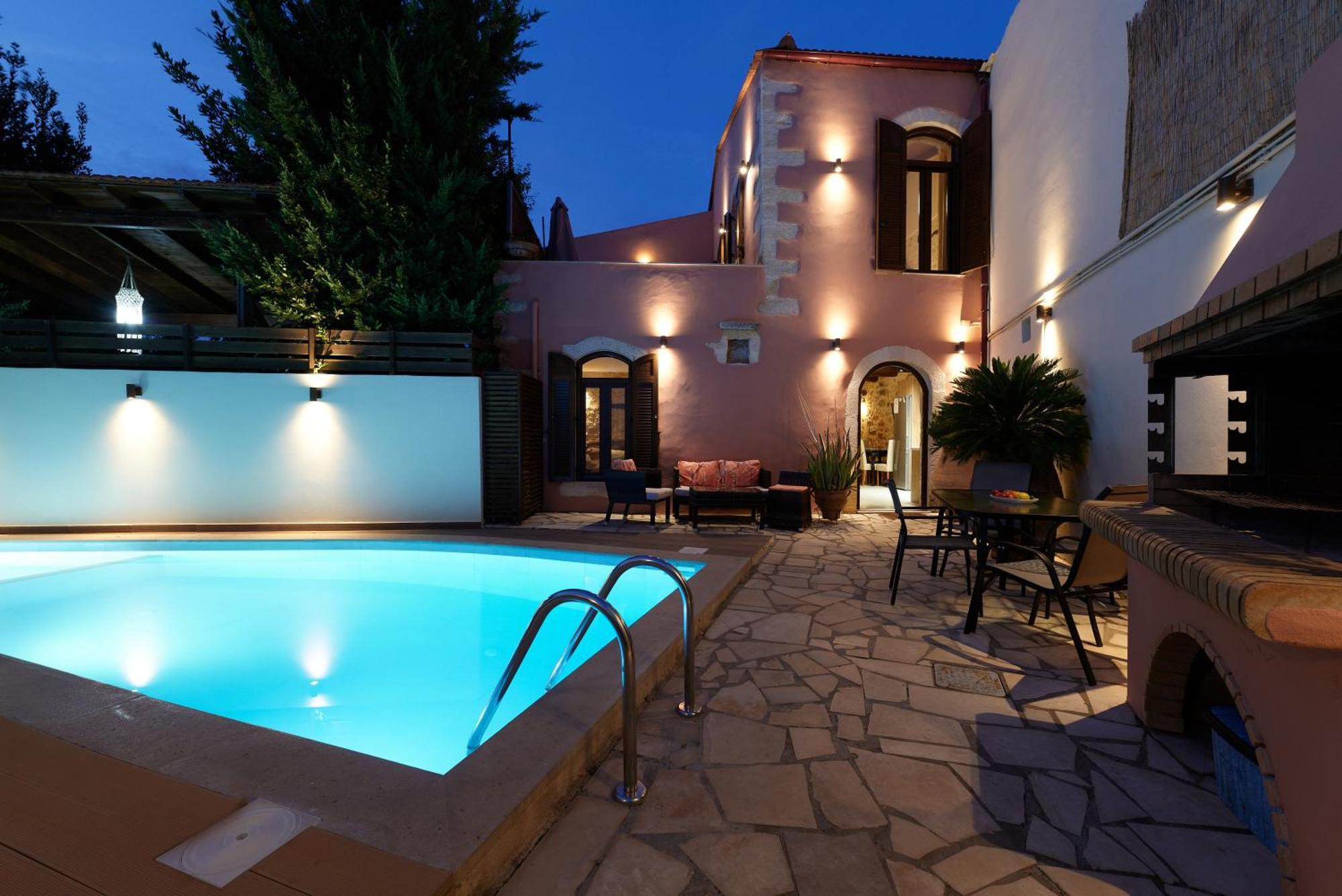 Stone Villa With Swimming Pool-Bbq! Melidhónion エクステリア 写真